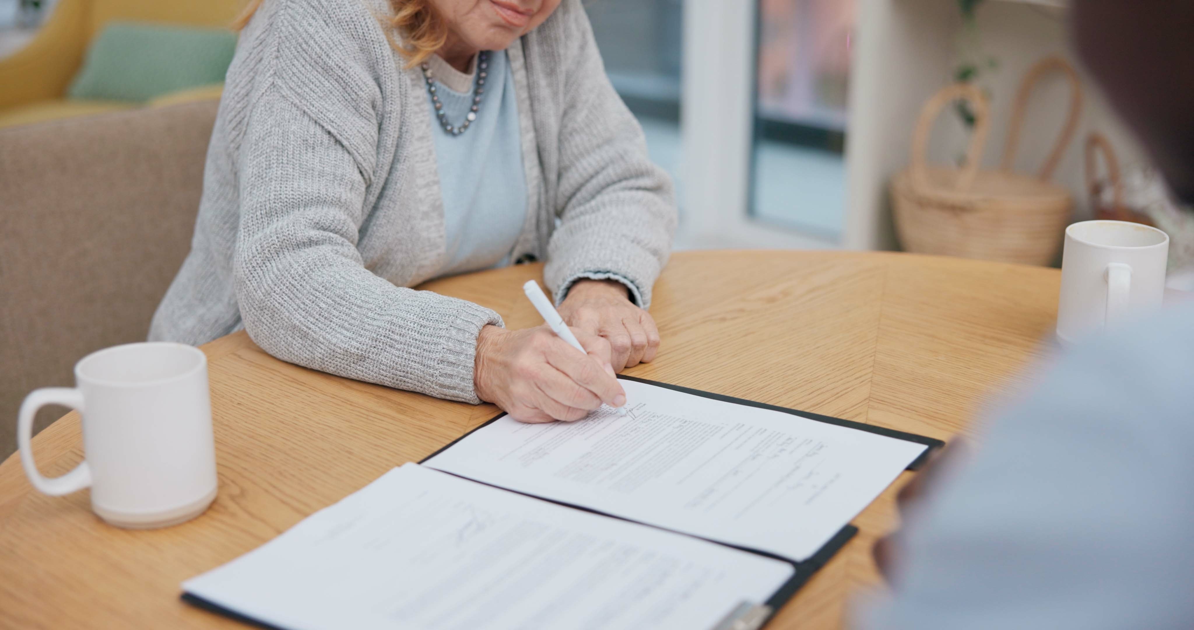 Accompagnement dans les démarches administratives après un décès